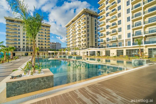 Sea and Pool View Real Estate in Alanya Demirtaş