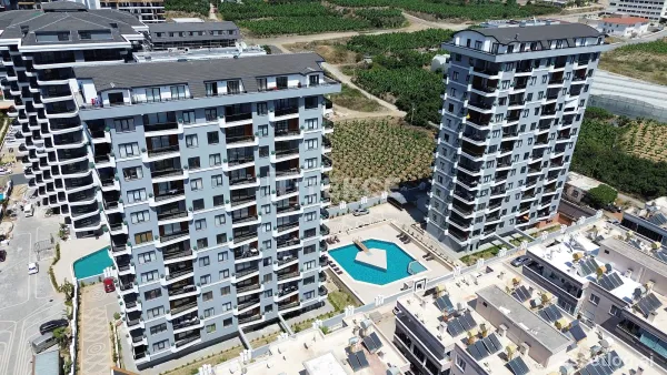 Real Estate in a Two Block Complex 600 M from the Sea in Alanya