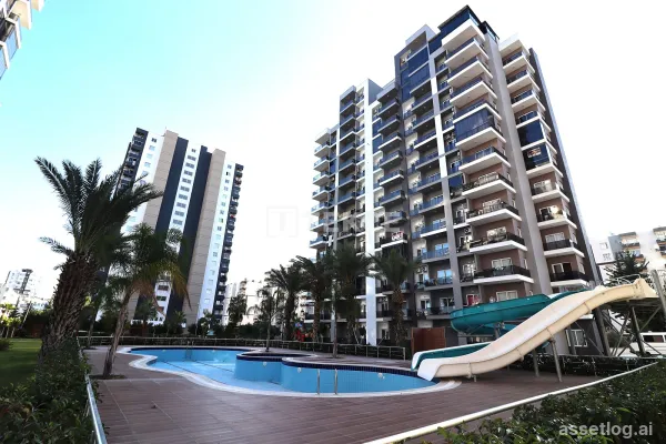 Flats with Immediate Handover in Complex with Aquapark in Mersin Tece