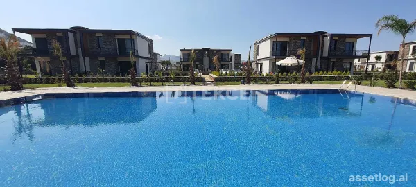 Flats for Sale in a Beachfront Complex in Bodrum Gümüşlük