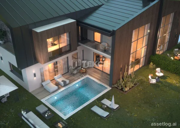 Villas with Private Pools in a Complex in Döşemealtı Antalya