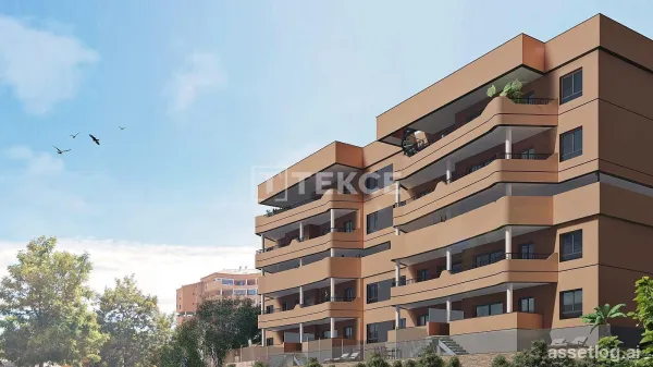 Mountain-View Spacious Apartments in Fuengirola