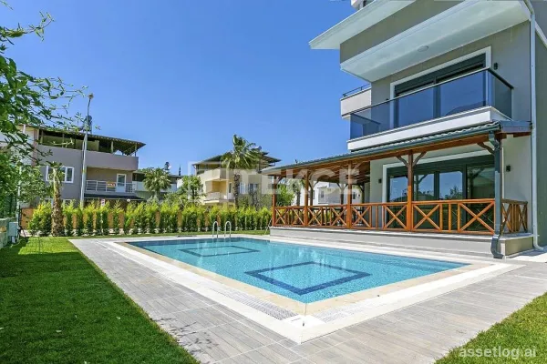 Luxury Design Triplex Villa in a Complex in Antalya Belek
