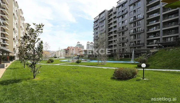 Apartments with Open and Closed Pools in Istanbul Esenyurt