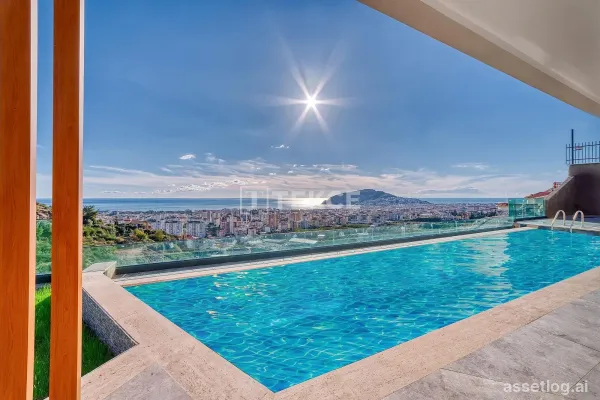 Detached Villas with Private Pools in a Calm Location in Alanya