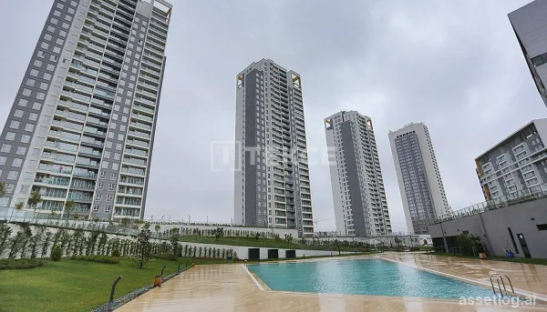 Apartments with Outdoor Swimming Pool in İstanbul Avcılar