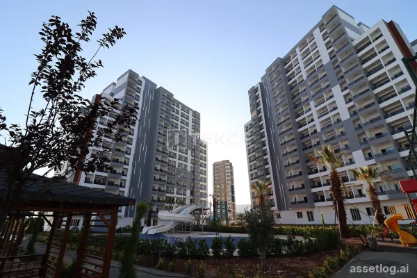 Real Estate in a Rich Featured Project in Mersin Mezitli