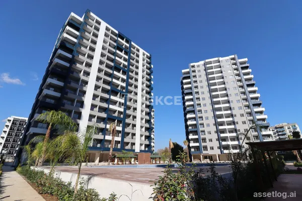 Properties in a Compound With Aquapark in Mersin Arpaçbahşiş