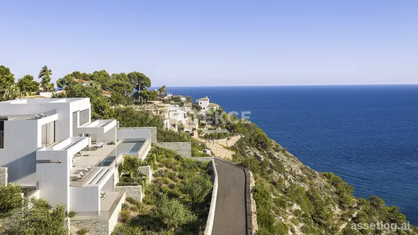 Villa se 5 ložnicemi a nádherným výhledem na moře v Javeě, Alicante