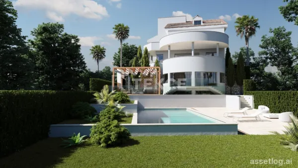 Sea View Houses with Outdoor and Indoor Pools in Benalmádena