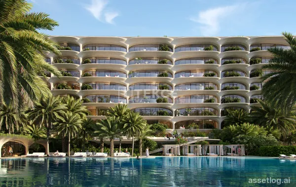 Sea and Dubai City View Apartments on Palm Jumeirah Island
