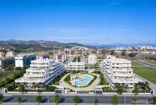 Luxe Apartments in Torre del Mar, Vélez-Málaga Near Beach