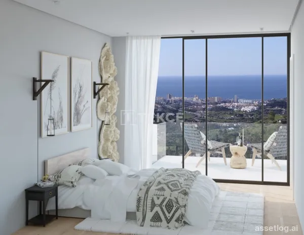 Sea View Villas with Spacious Design in Mijas