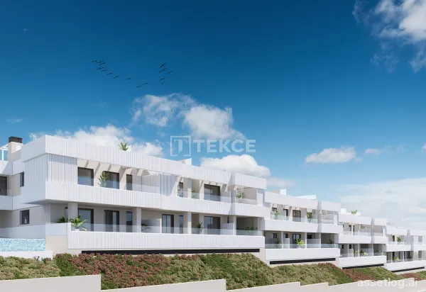 Affordable Flats with Large Terraces in Benalmádena Pueblo