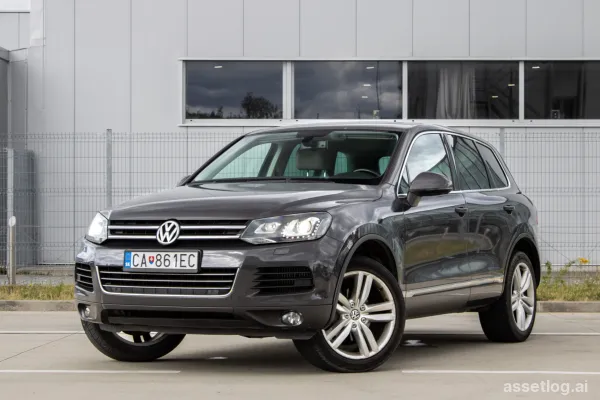 Volkswagen Touareg 3.0 TDI V6 BMT 4XMOTION / 180kW / A8 / AJ NA SPLÁTKY / PROTIÚČET