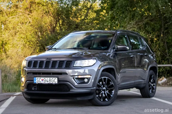 Jeep Compass 1.3 TURBO Night Eagle / 96kW / M6 / WARRANTY / FINANCING AVAILABLE / TRADE-IN