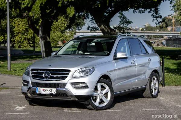 Mercedes-Benz ML 350 BLUETEC 4MATIC / 190kW / A7 / WARRANTY / ENGLISH AVAILABLE ON INSTALLMENTS / TRADE-IN