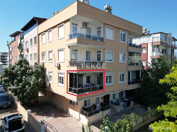 Möblierte Wohnung in Kepez Antalya mit verglatem Balkon