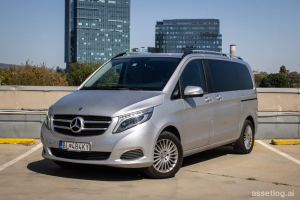 Mercedes-Benz V-Klasse V220 d kompakt 4MATIC A/T, 120 kW, 8-Sitzer, Automatik