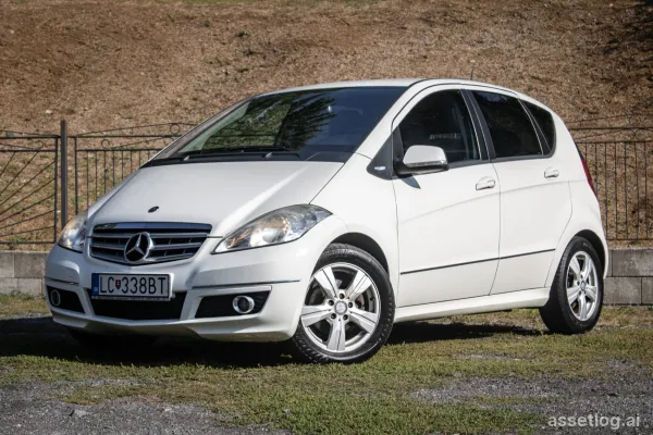 Mercedes-Benz A Class 160 Elegance Blue, 70kW, M5, 5-door / INSTALLMENTS AVAILABLE / TRADE-IN ACCEPTED /