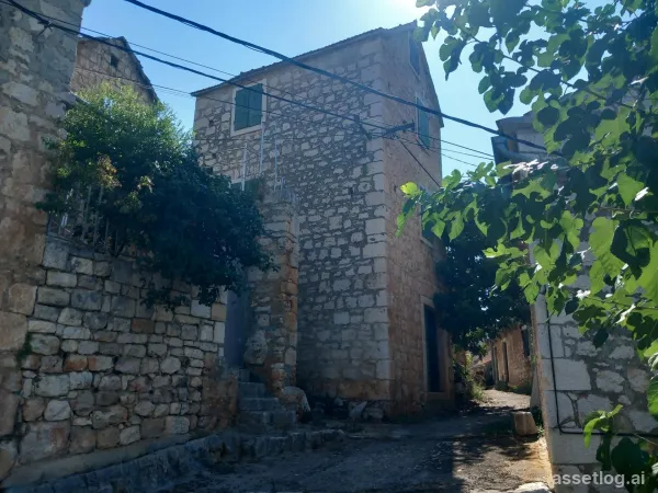 Brač, altes Steinhaus zum Kauf