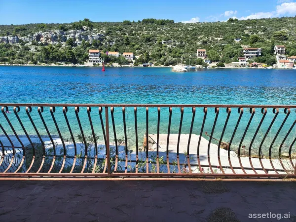Trogir/Čiovo, house for sale