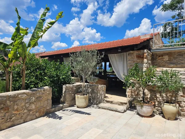 Hvar, altes Steinhaus zum Kauf