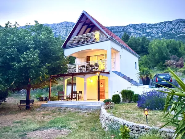 Kaštela, house for sale