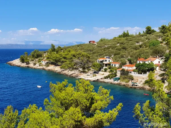 Korčula, stavební pozemek na prodej