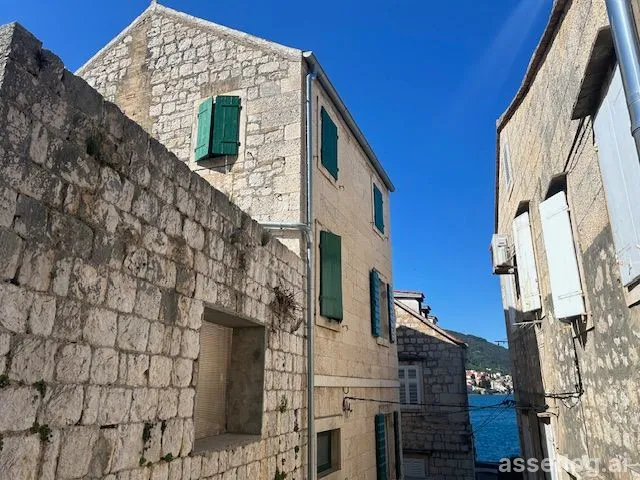 Asset photo 1