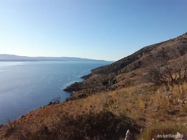 Brač, landwirtschaftliche Grundstücke zum Kauf