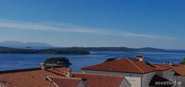 Hvar, dům na prodej