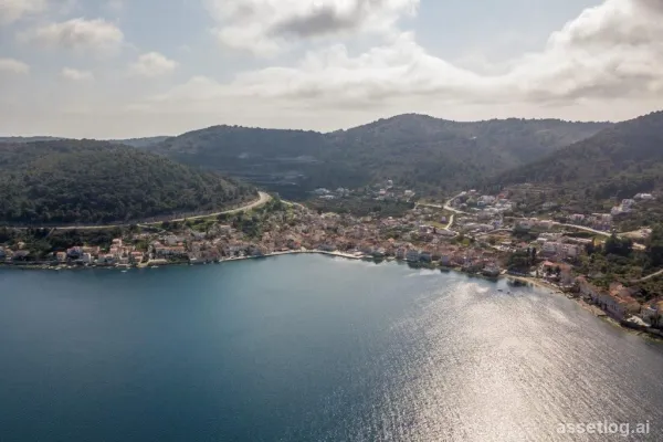 Vis, building land for sale