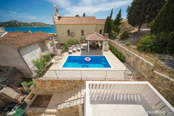 Šibenik, villa for sale