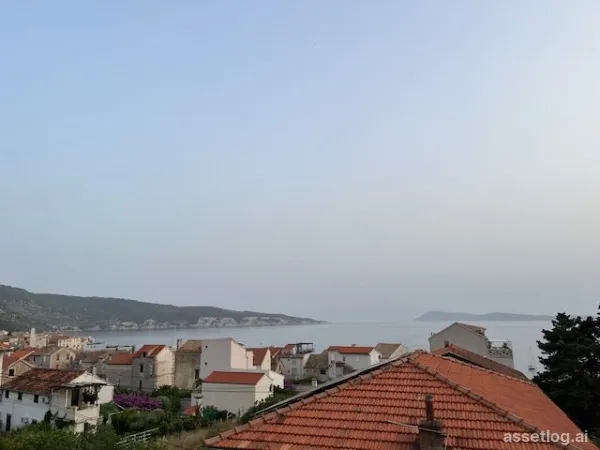 Vis, house for sale