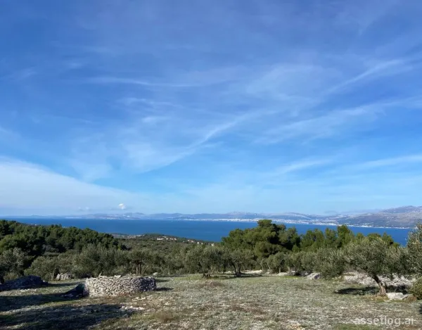Brač, landwirtschaftliche Grundstücke zum Kauf