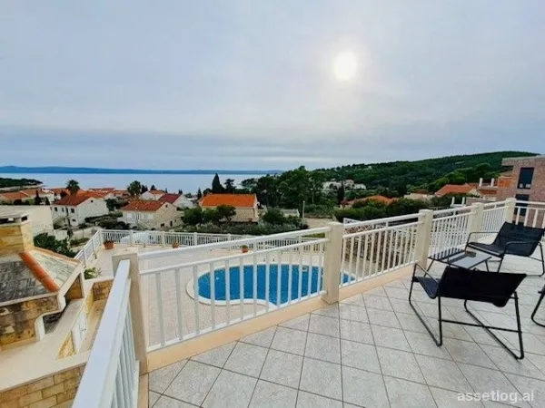 Brač, dům na prodej
