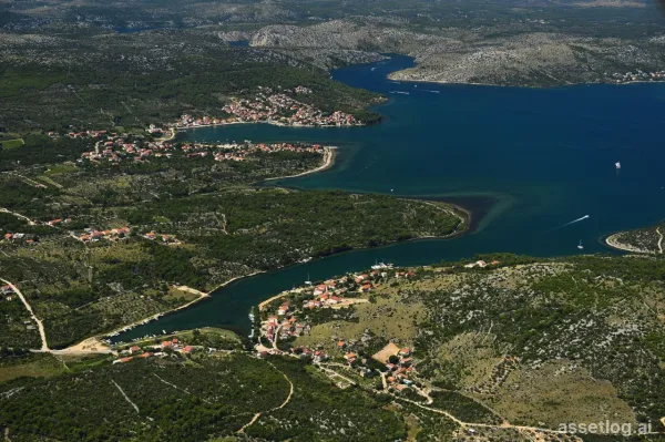 Šibenik, building land for sale