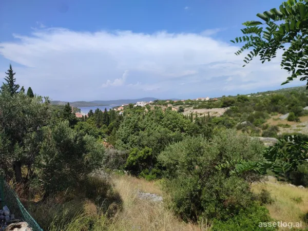 Brač, Baugrundstück zum Kauf