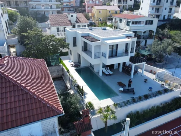 Trogir/Čiovo, vila na prodej