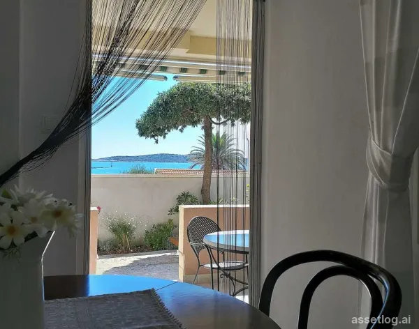 Vis, house for sale