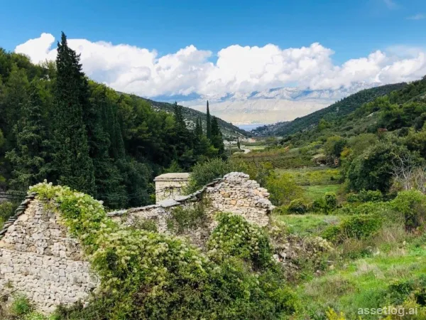Brač, Baugrundstück zum Kauf