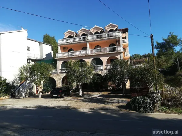 Hvar, dům na prodej