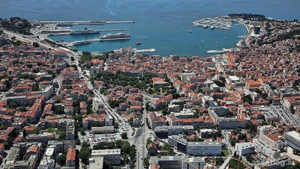 Split, building land for sale