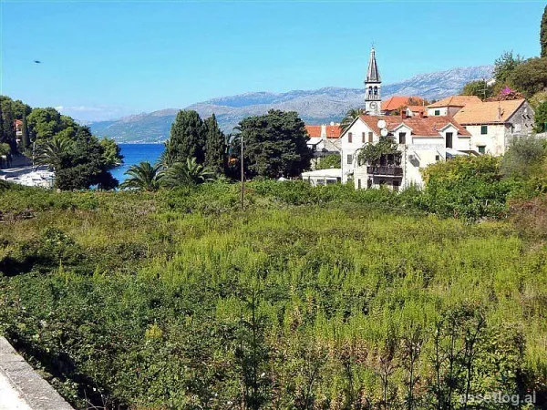 Brač, building land for sale