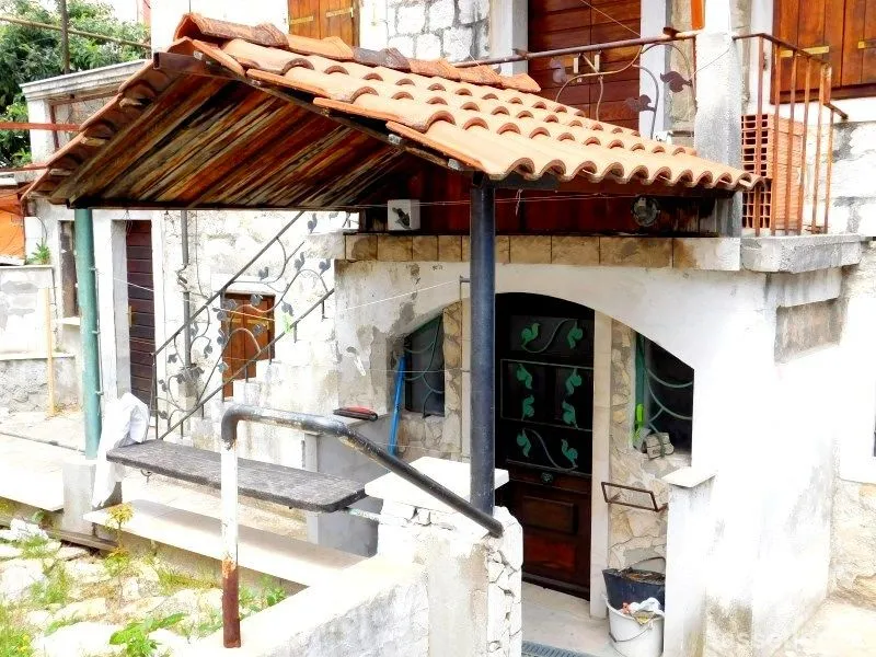 Asset photo 1