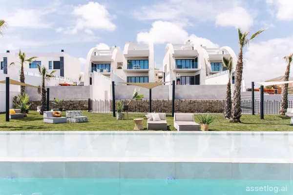4-Zimmer-Bungalow mit Garten, privatem Pool und Gemeinschaftspool in Ciudad Quesada