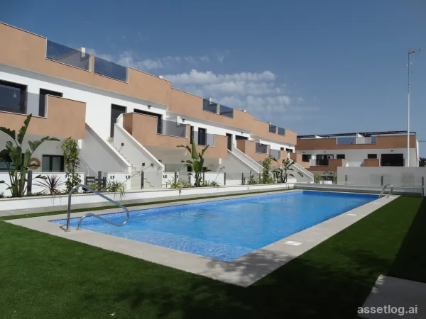 3-Zimmer-Bungalow mit Garten und Gemeinschaftspool in Pilar de la Horadada