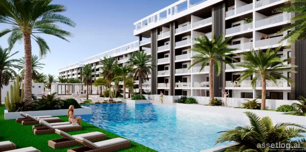 Luxus-Penthouse mit 3 Schlafzimmern und 2 Badezimmern, Gemeinschaftspool und Tiefgarage in Torrevieja
