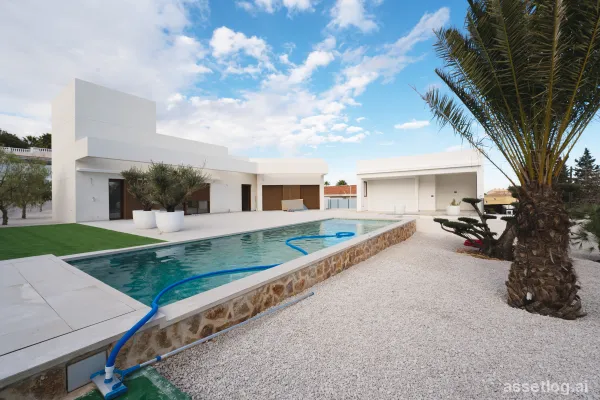 Villa mit 4 Schlafzimmern und 4 Bädern in Ciudad Quesada